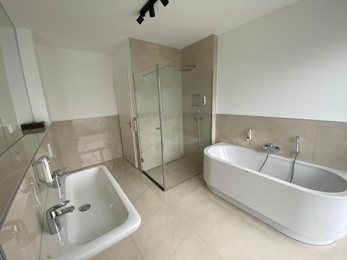 Sleep Inn Duesseldorf Suites Esterno foto